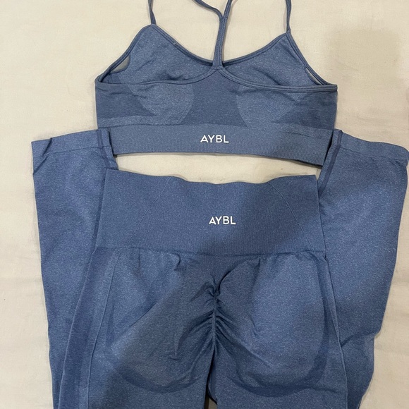 AYBL Blue Sports Bra and Leggings Set - Picture 2 of 3